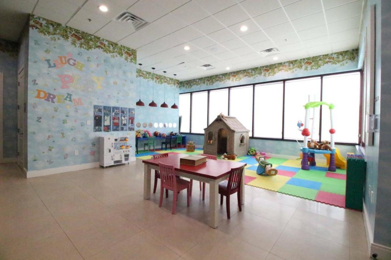 7639 Magic Village Luxury 3Suites Near 192 Disney オーランド エクステリア 写真
