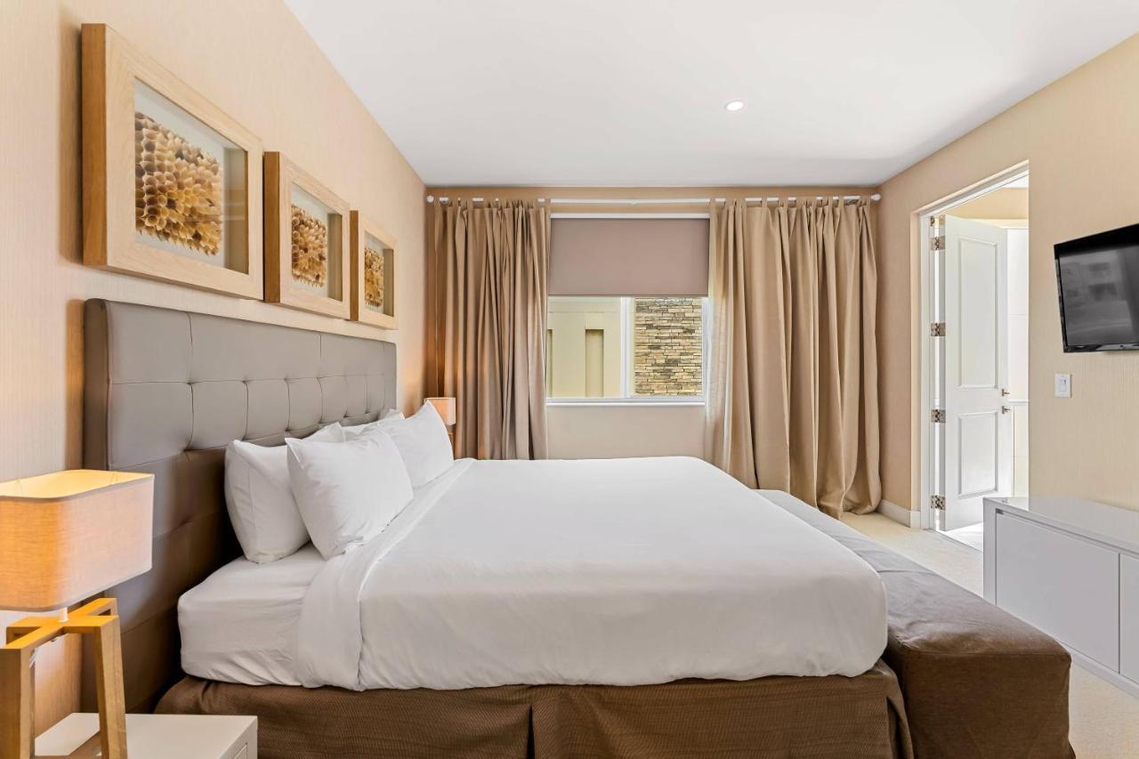 7639 Magic Village Luxury 3Suites Near 192 Disney オーランド エクステリア 写真